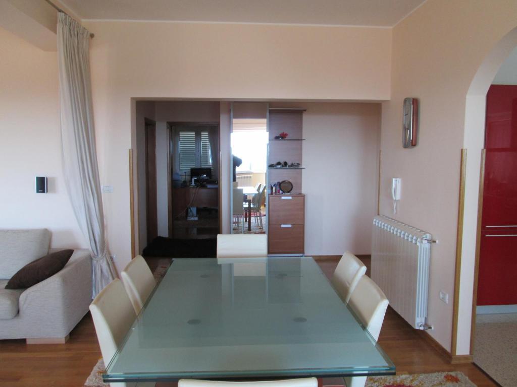 Apartments Villa Fernetich Premantura Room photo