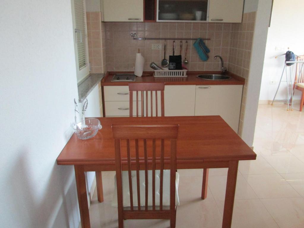 Apartments Villa Fernetich Premantura Room photo